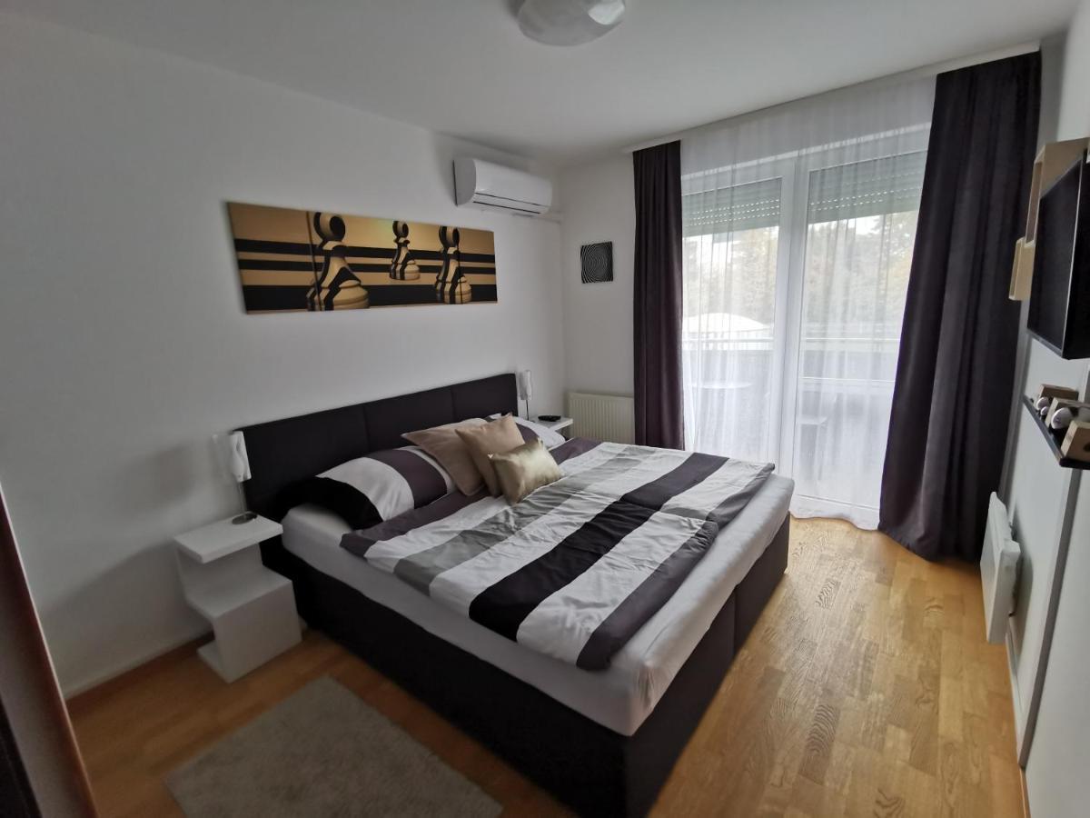 Freedom Apartman Хайдусобосло Экстерьер фото